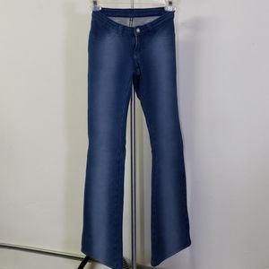 Stretchy Flattering Jeans Low Rise w Flare Bottom